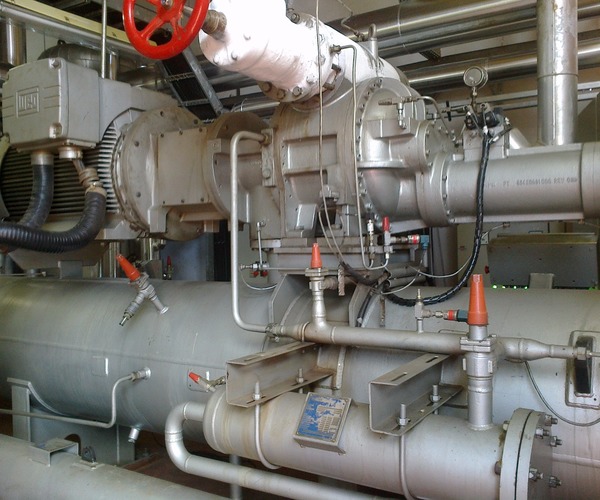 Com .%20parafuso%20frick